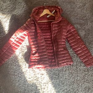 Lululemon Pack It Down Jacket *Shine
Bordeaux Drama